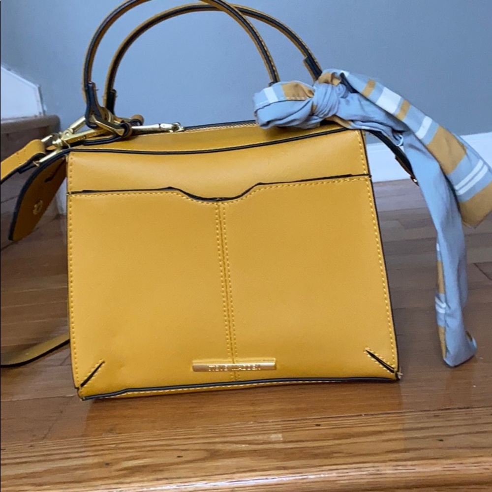 👜